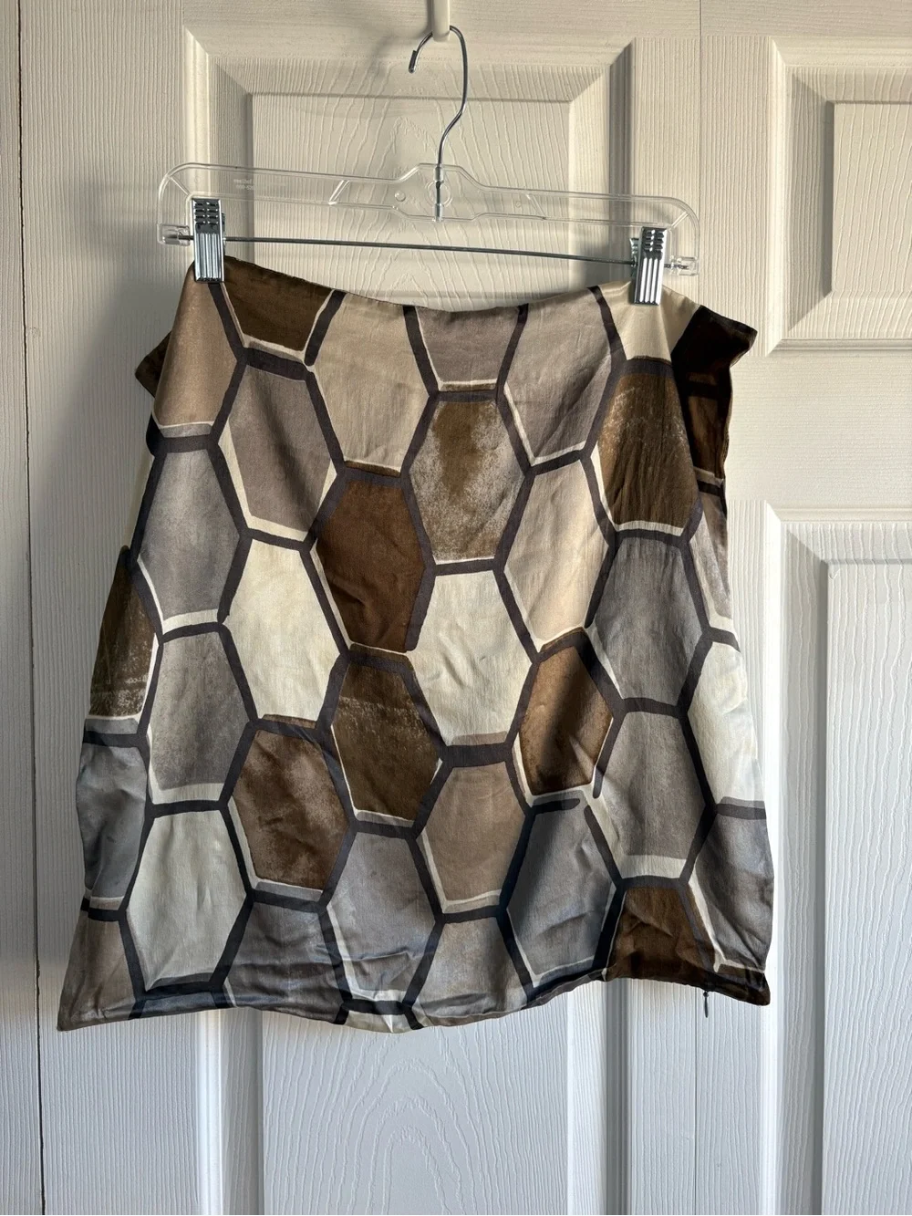 West Elm Hexagon 100% Silk 20*20 Pillow Cover Zip Up Beige Grey Brown
